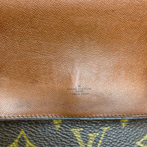 ‼️SOLD‼️❤️✨AUTHENTIC✨❤️ Authentic Louis Vuitton Saint Cloud GM - Picture 12 of 17